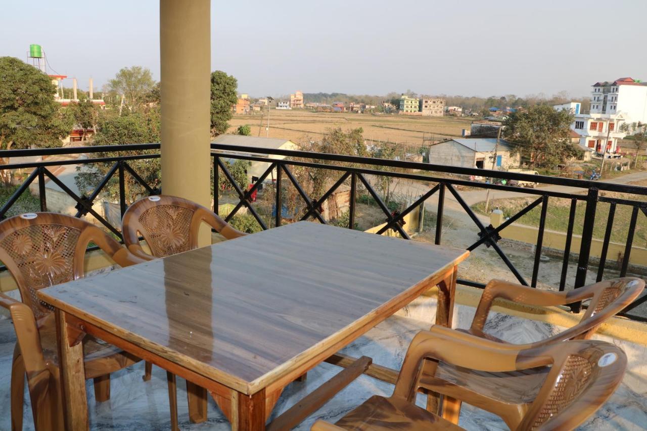 Hotel National Park Sauraha- Homely Stay And Peaceful Location With Jungle Safari Arrangements Esterno foto