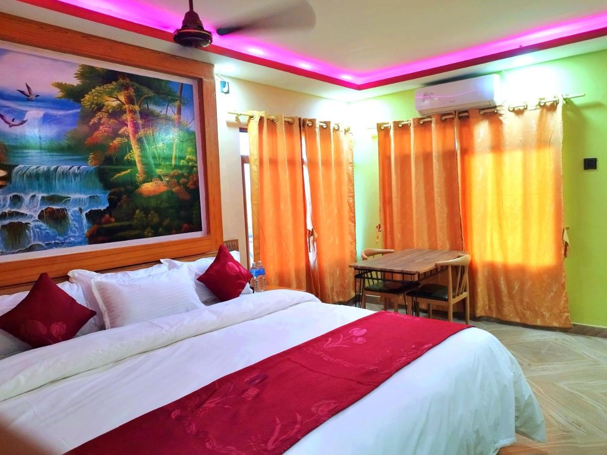 Hotel National Park Sauraha- Homely Stay And Peaceful Location With Jungle Safari Arrangements Esterno foto