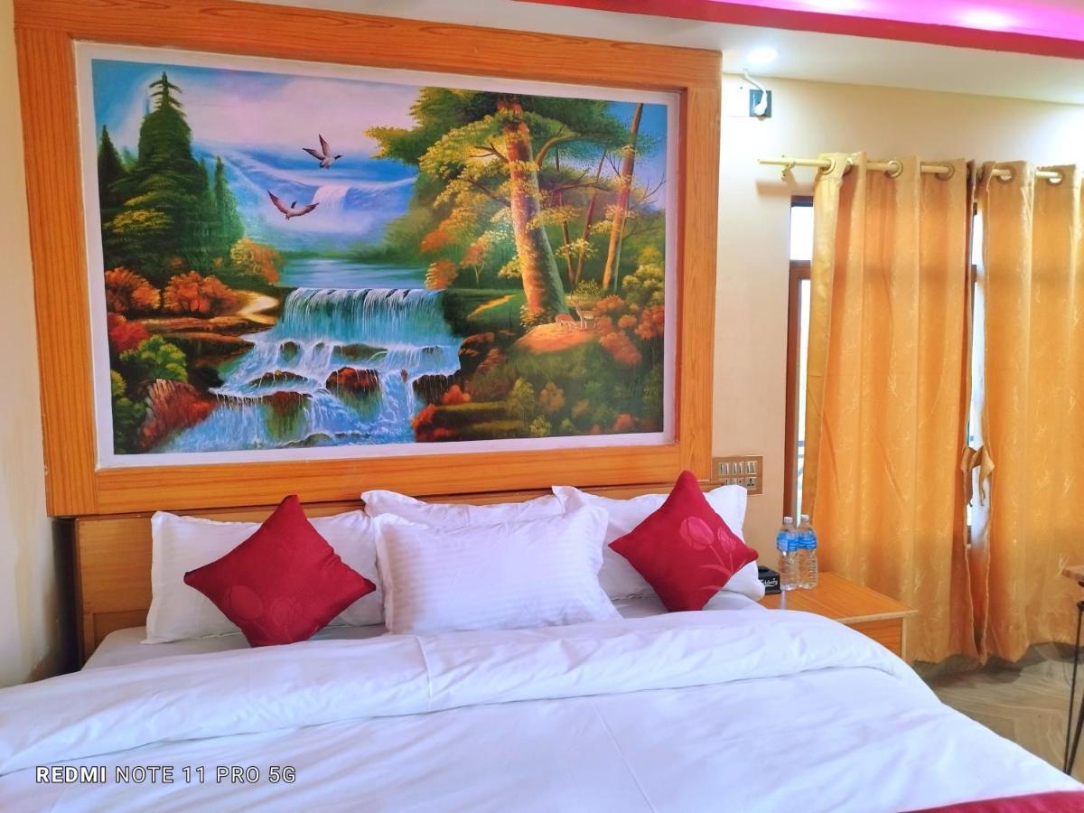 Hotel National Park Sauraha- Homely Stay And Peaceful Location With Jungle Safari Arrangements Esterno foto